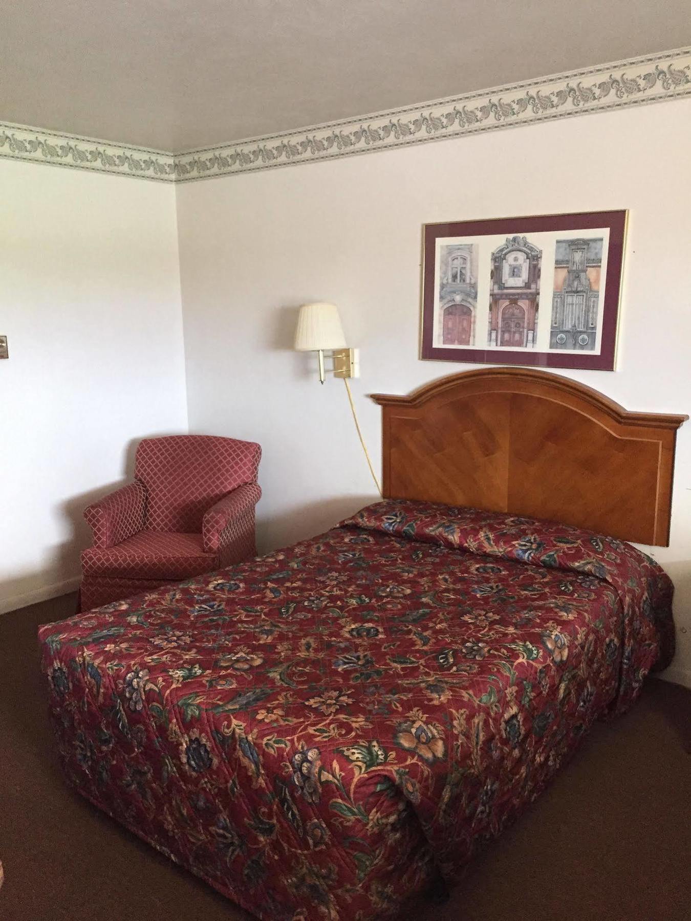 Vista Heights Inn Henrietta Eksteriør billede